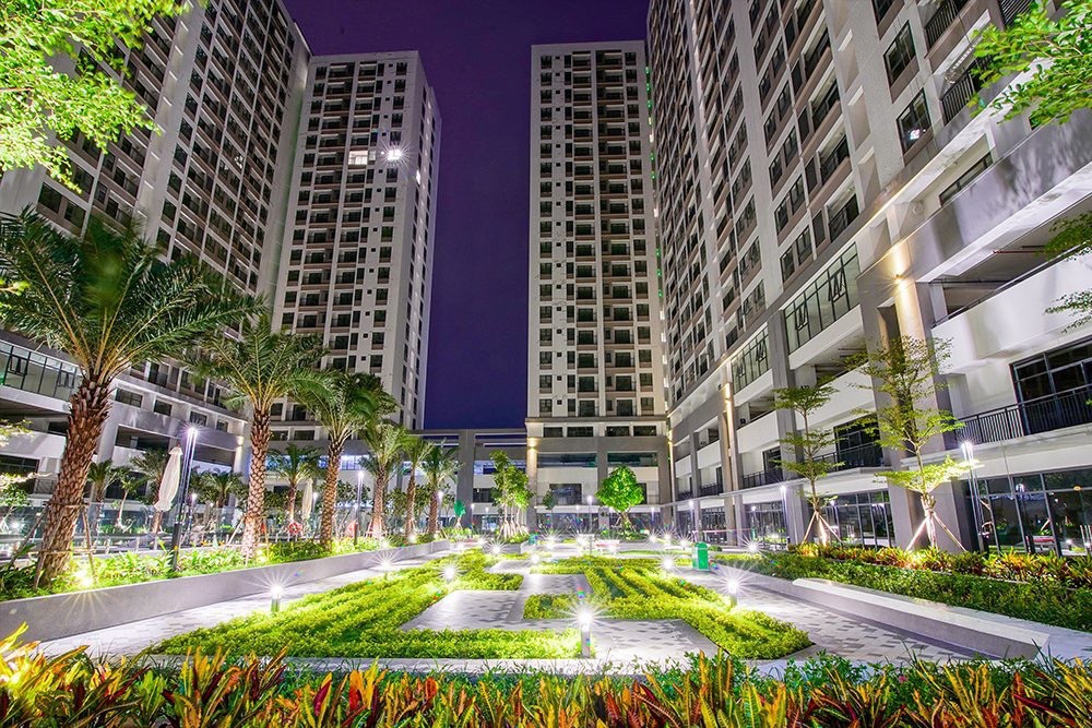 Công viên nội khu Q7 Boulevard 2021