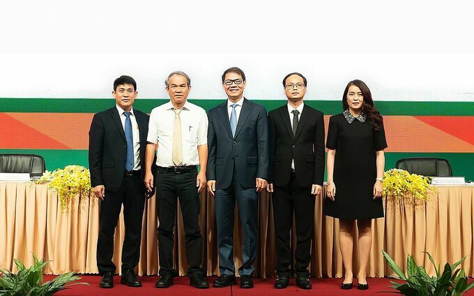 Công ty của tỷ phú Trần Bá Dương sẽ tiếp tục bơm vốn cho HAGL Agrico