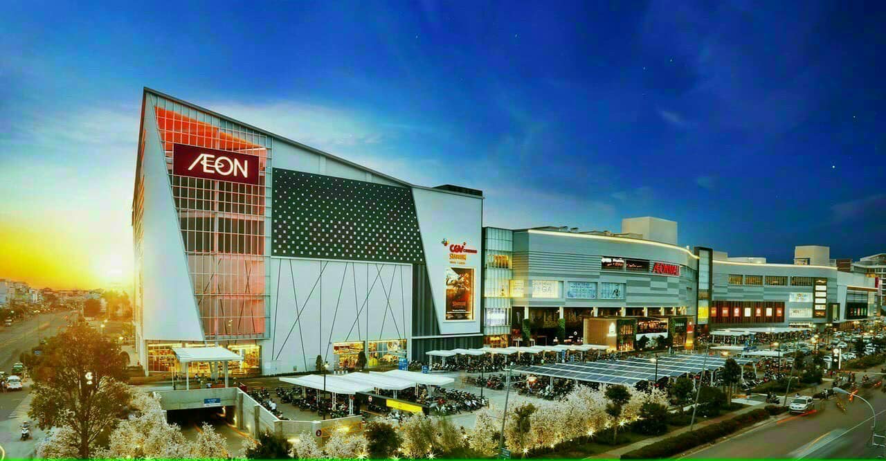 Trung tâm thương mại Aeon Mall Nhật Bản.