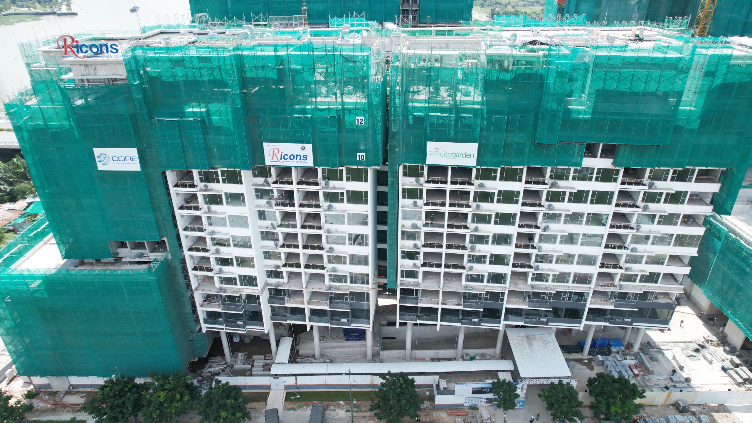 Dự án The River Thủ Thiêm - Hình ảnh cất nóc tháng 10.2021