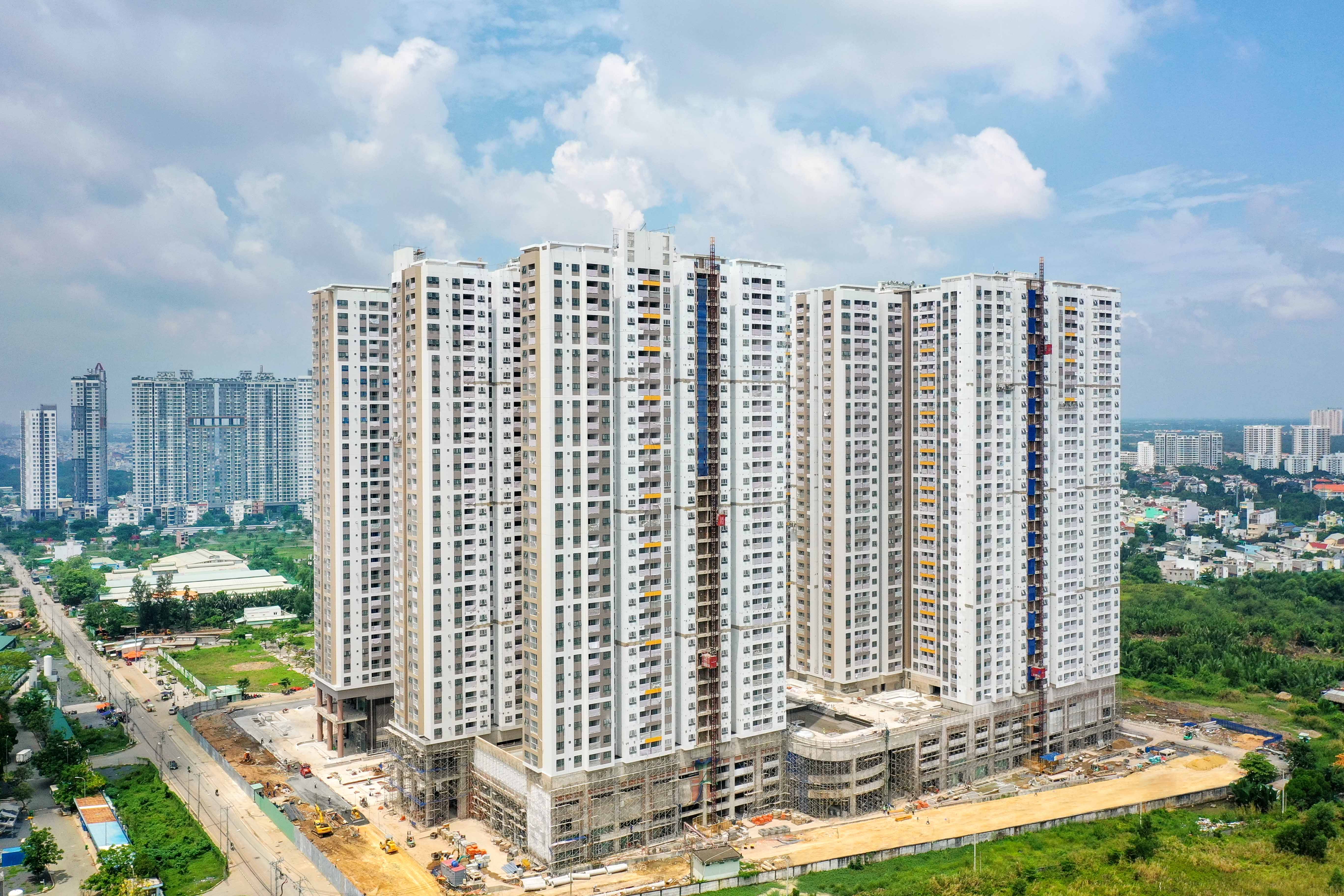 Tiến độ xây dựng Q7 Saigon Riverside Complex tháng 05.2022