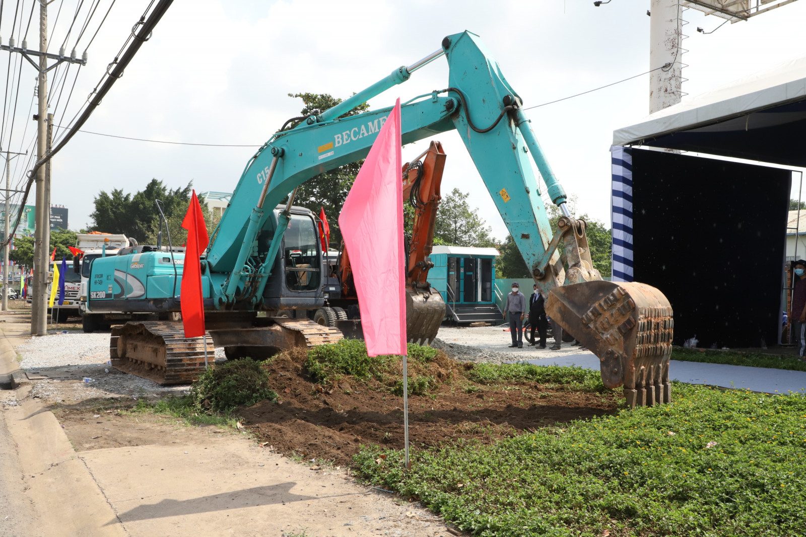 HÌNH ẢNH TẠI LỄ KHỞI CÔNG DỰ ÁN NÂNG CẤP, MỞ RỘNG QUỐC LỘ 13.