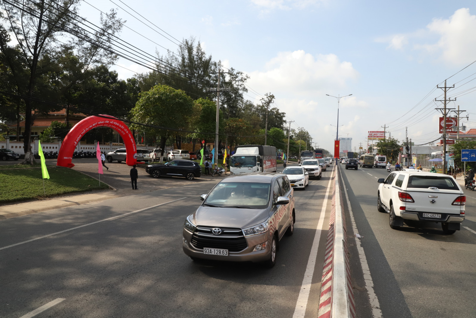 HÌNH ẢNH TẠI LỄ KHỞI CÔNG DỰ ÁN NÂNG CẤP, MỞ RỘNG QUỐC LỘ 13.