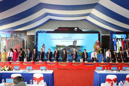 HÌNH ẢNH TẠI LỄ KHỞI CÔNG DỰ ÁN NÂNG CẤP, MỞ RỘNG QUỐC LỘ 13.