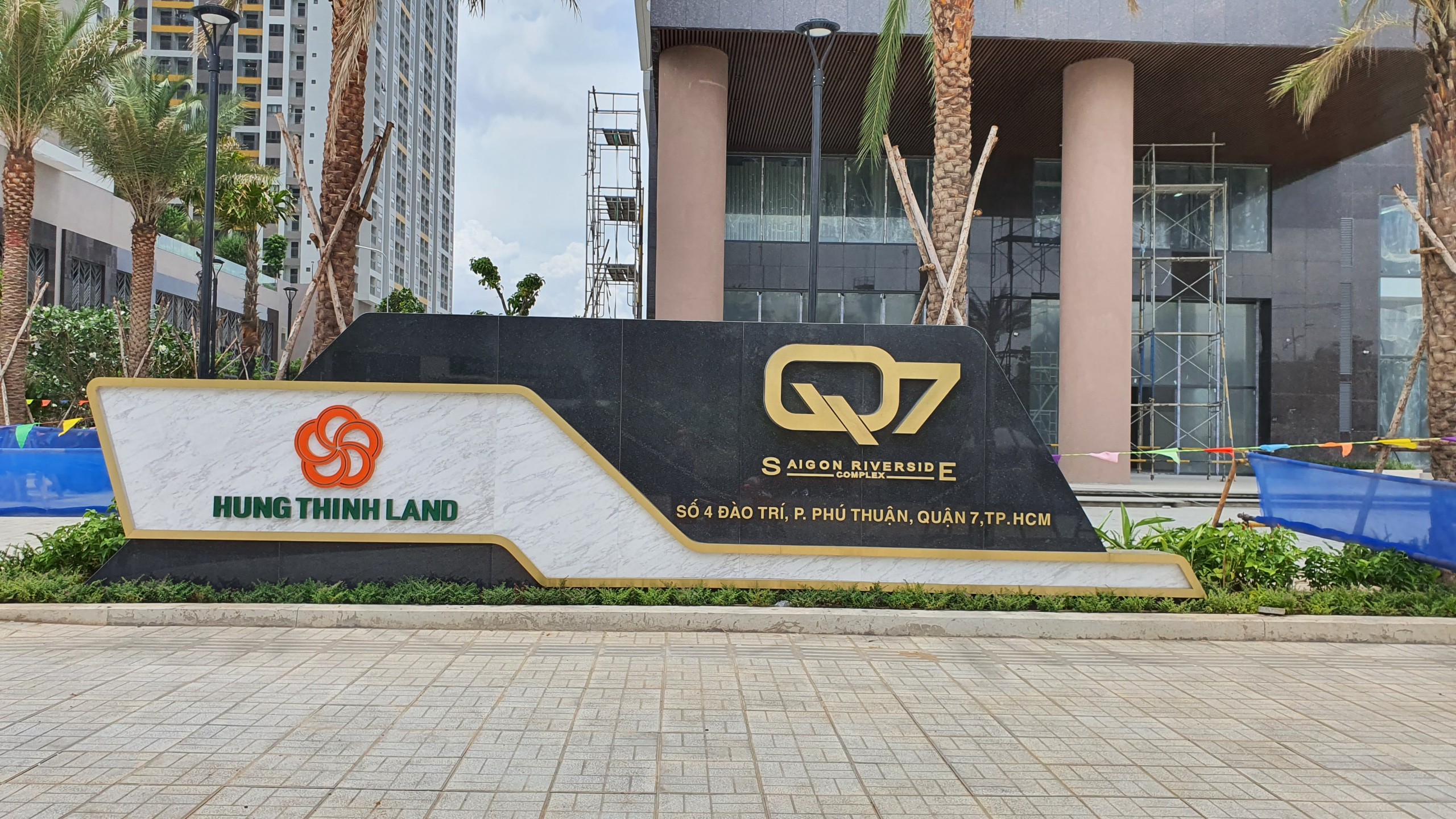 Q7 SaiGon Riverside Complex